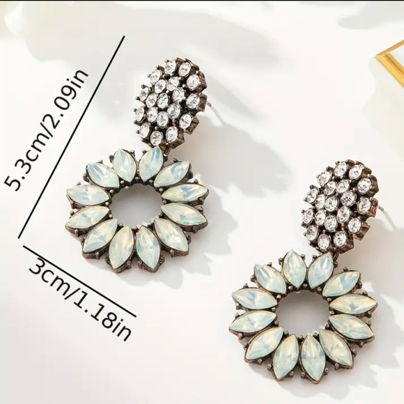 Iridescent, Opalescent Resin Flower Dangle Earrings with Sparkling Rhinestones - Picture 5 of 5